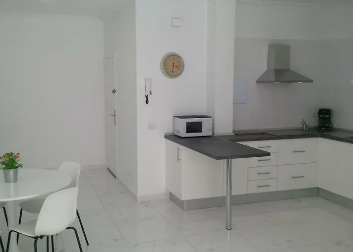 Cristianos Apartmán *
